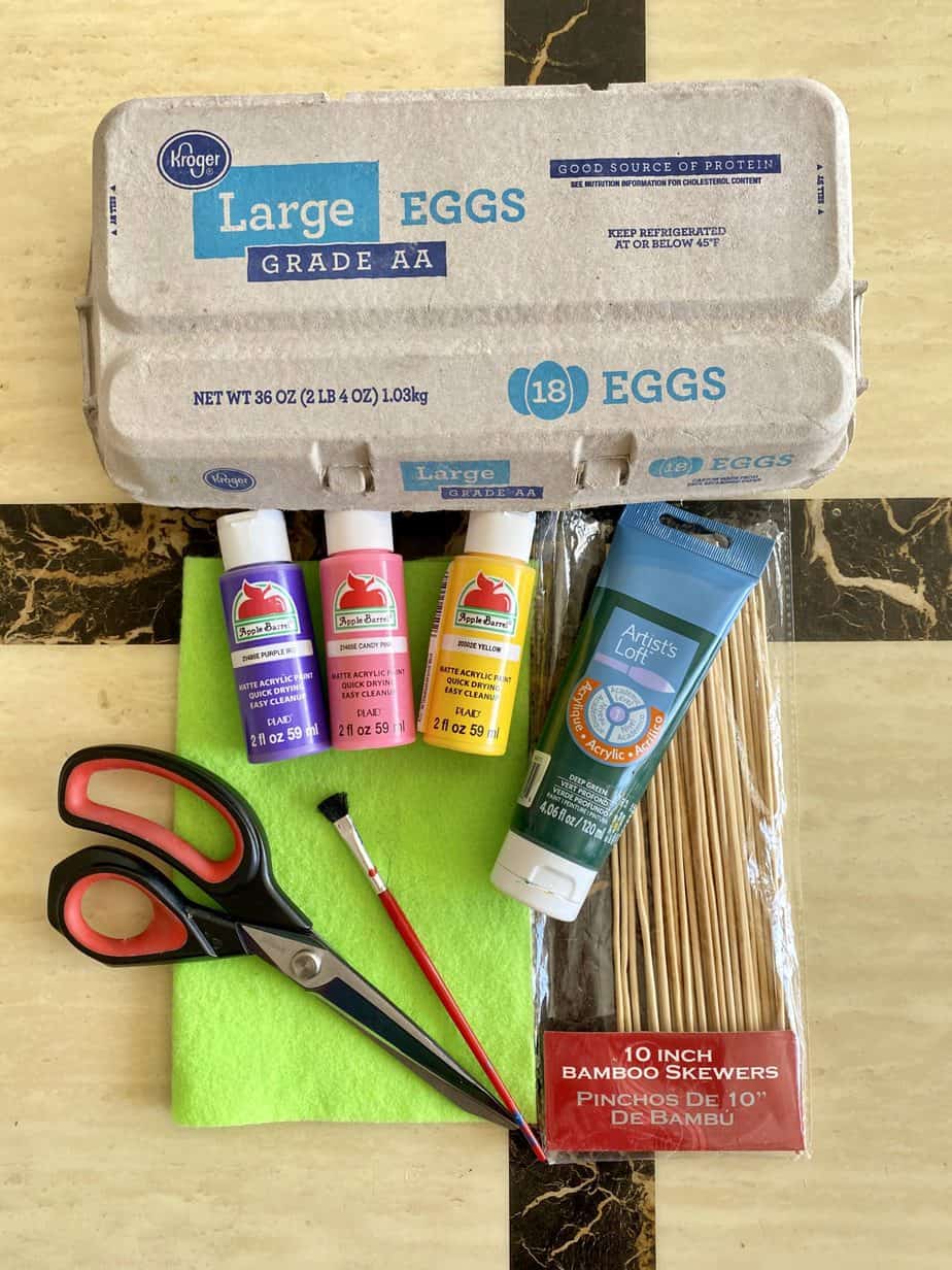 Supplies needed for Egg Carton tulips