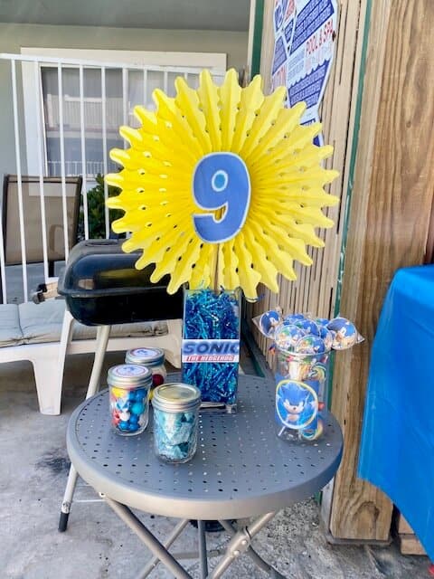 DIY number 9 sonic the hedgehog birthday party decoration