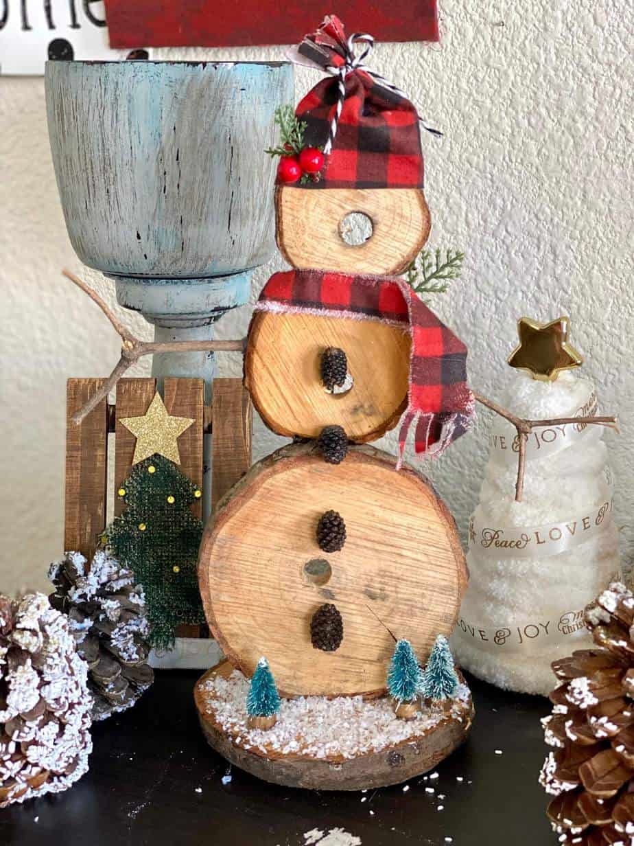 DIY Rustic Wooden Snowman - Manda Panda Projects