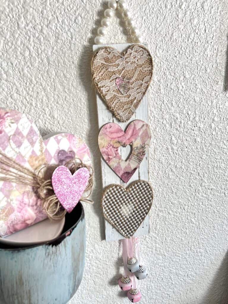 Vintage Burlap, lace, and pearl hearts valentines day DIY door hanger decor with a romantic and sweet vibe made with a crafty printable called Glamentine.