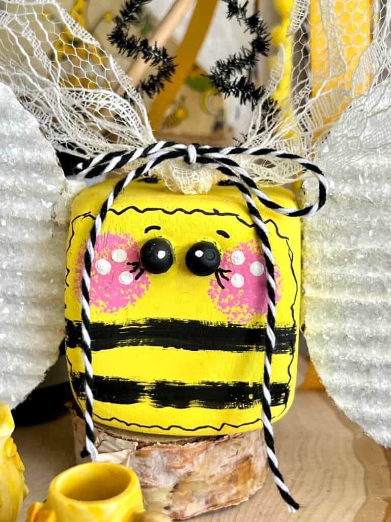 The Daily DIYer: Dollar Tree Bumble Bee Decor