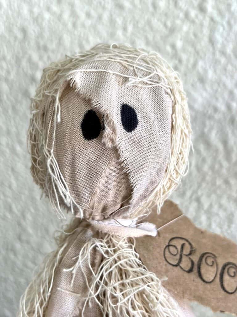 DIY Primitive Halloween Rag Ghost - Manda Panda Projects