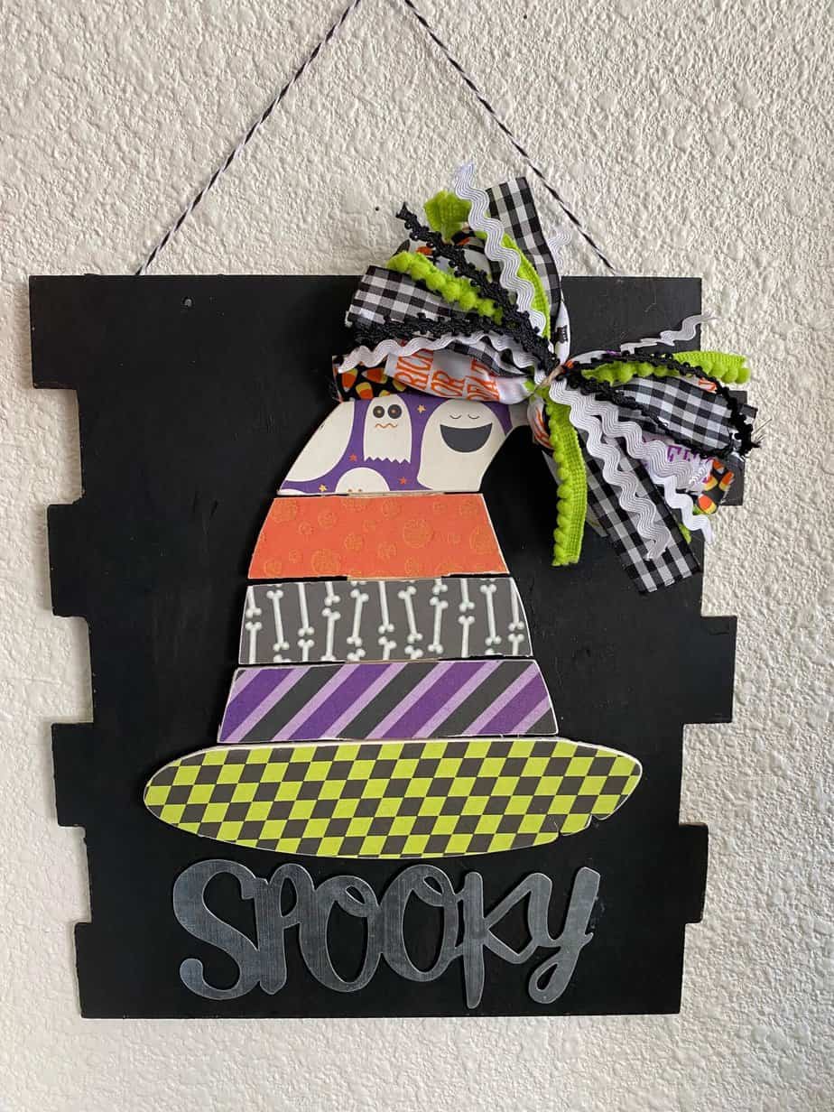 Dollar Tree Spooky Witch Hat - Manda Panda Projects