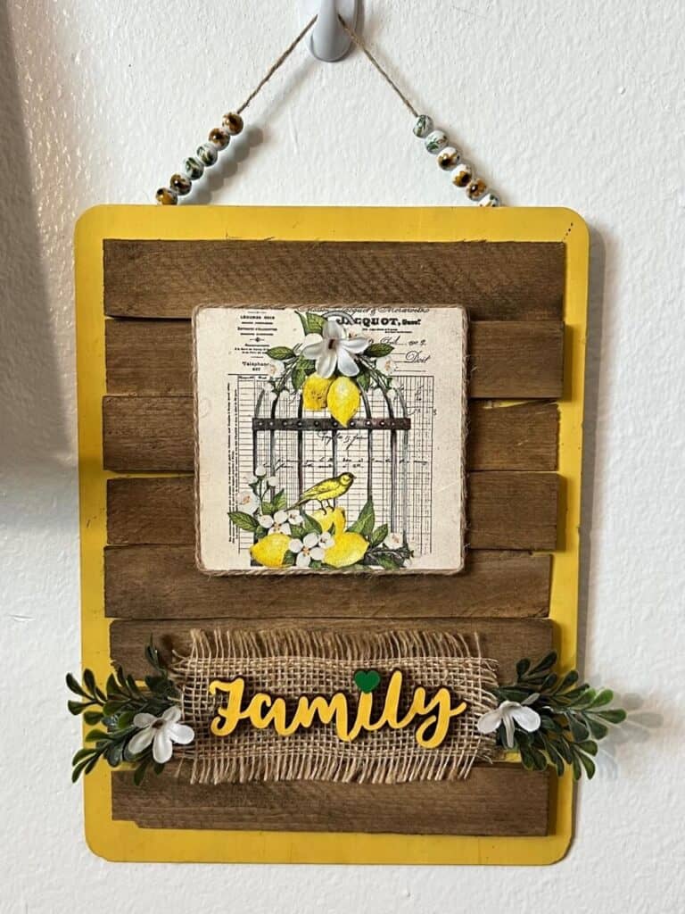  Vintage Lemon Birdcage Family Sign