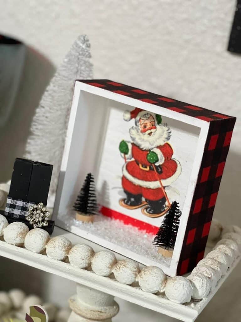Retro Santa Tiered Tray Box Frame