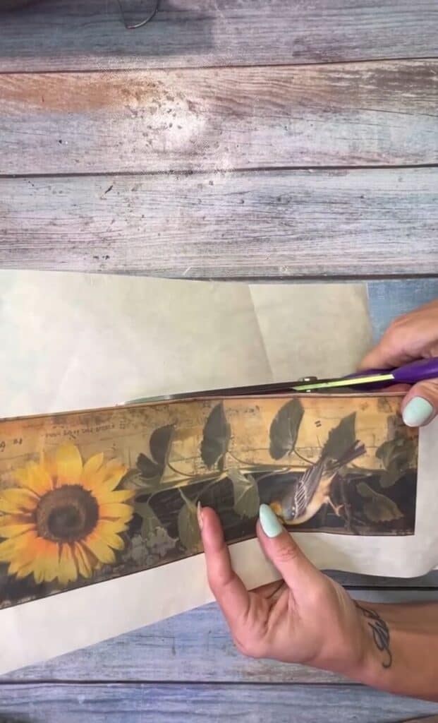 Cut out the sunflower printable.